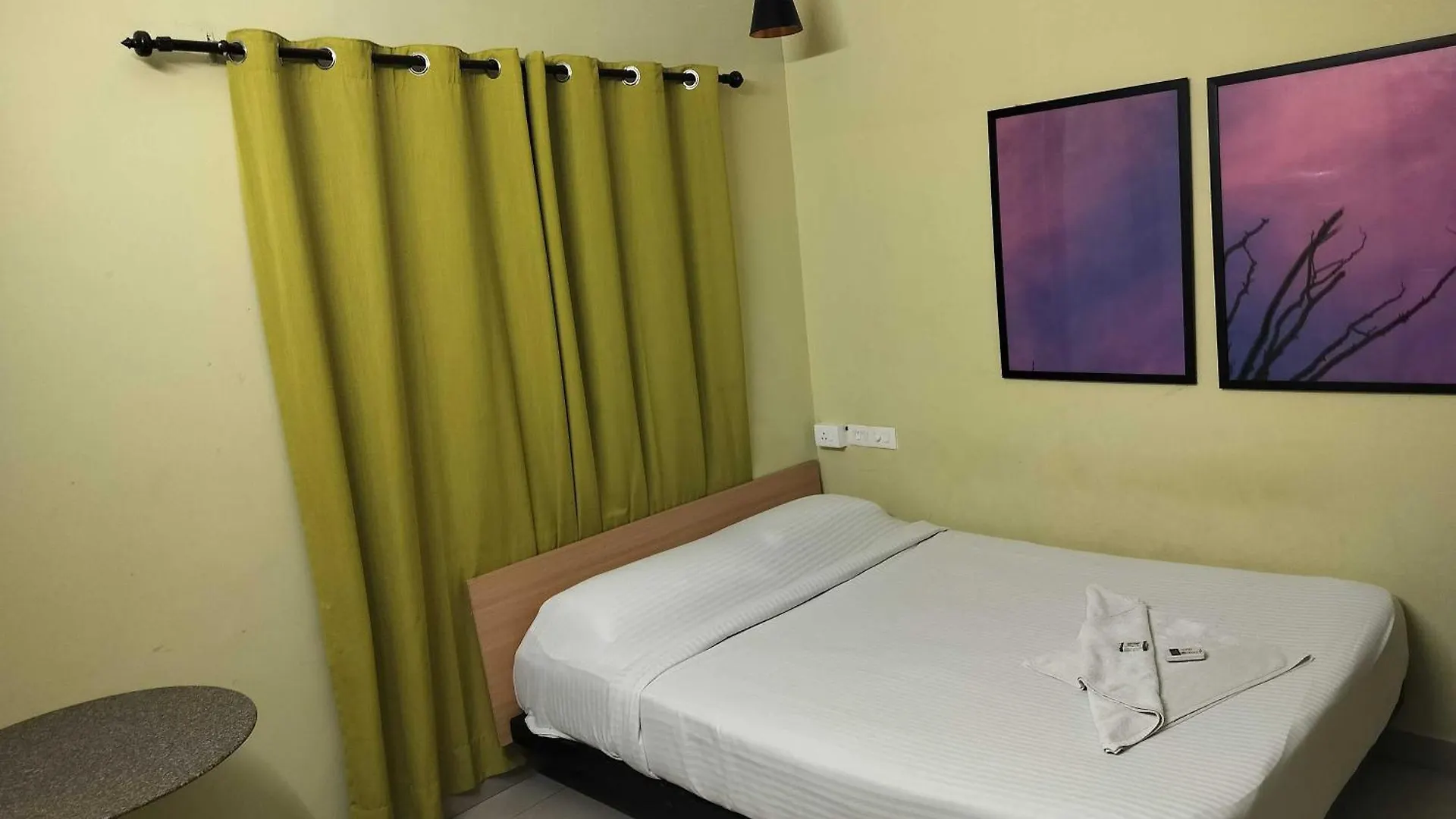 Kochi Hotel O Vyttila Formerly Astro Tower